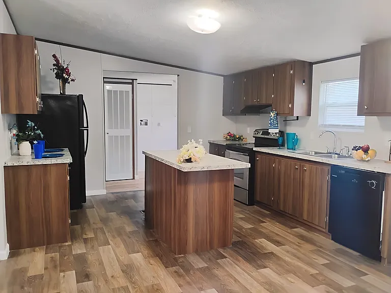 161 Rainbow Dr — Photo 1