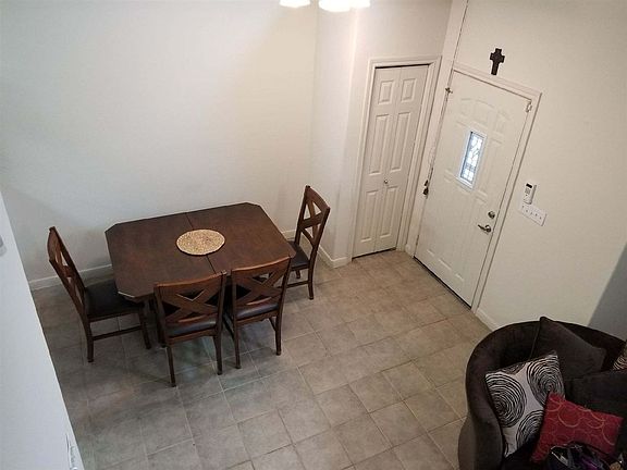 3rd image of 2445 Monarch Dr Unit 403