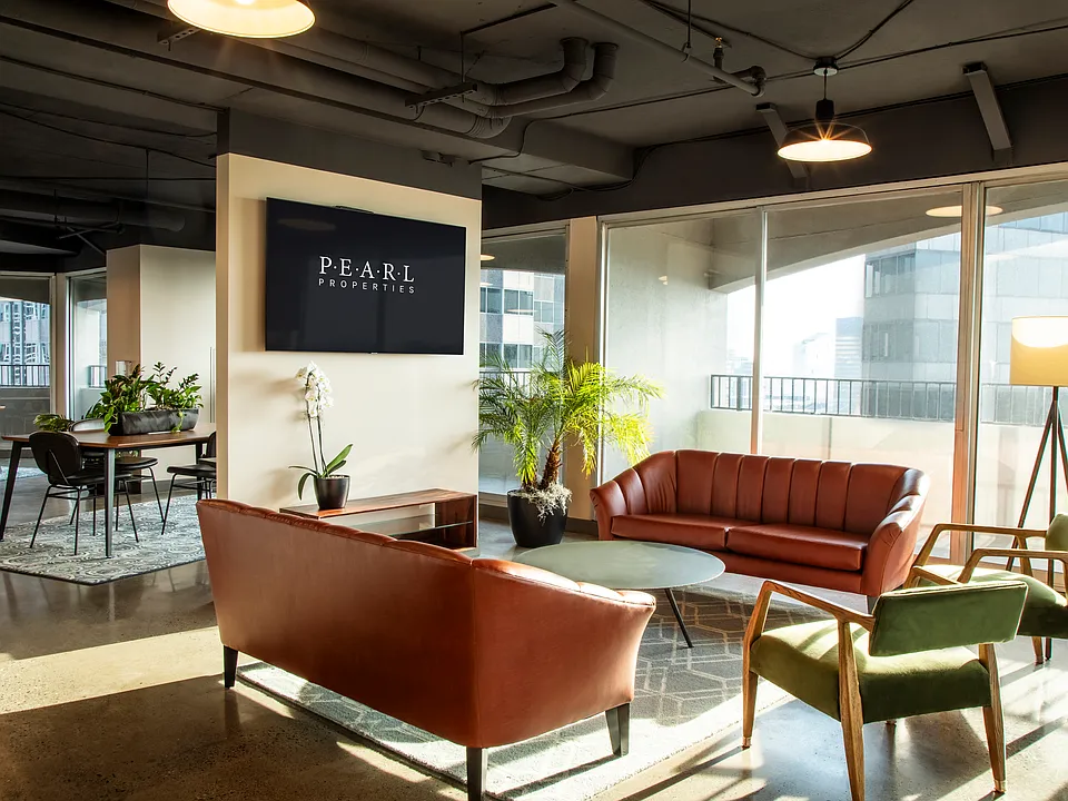 Co-working lounge with free wifi.