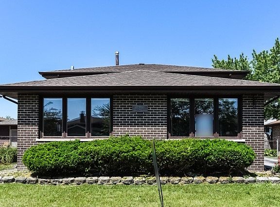 2nd image of 16812 89th Ave