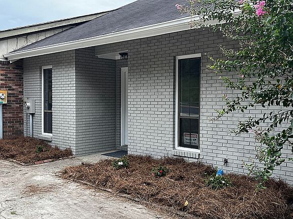 2nd image of 237 Leisure Lake Dr