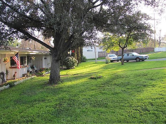 4th image of 1199 Tres Lomas Dr