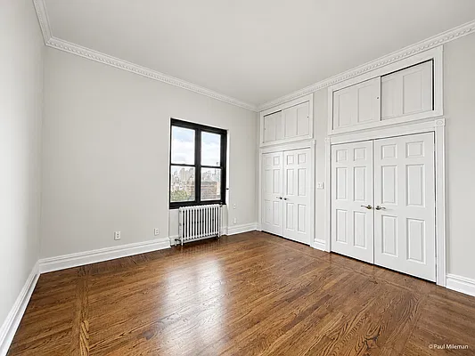Bedroom, photo 2
