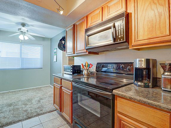 3rd image of 8541 E Belleview St