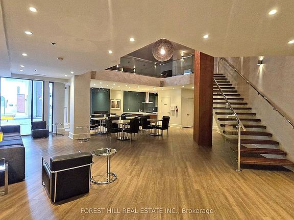 4th image of 111 Elizabeth St #917