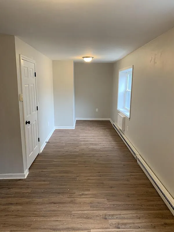 2 bed, 1.0 bath, $2,025 — Photo 4