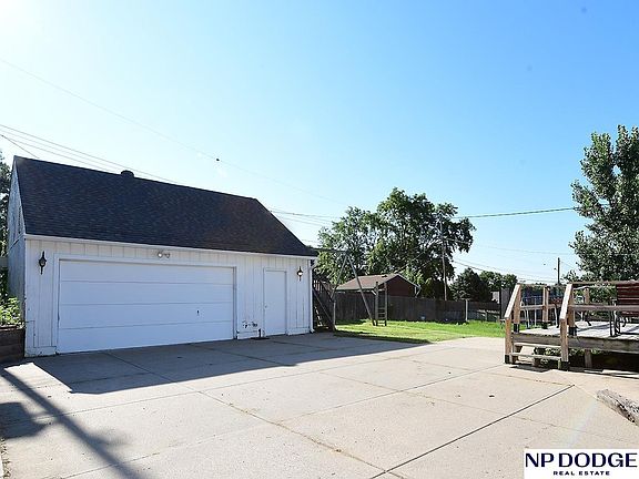 2nd image of 4829 S 48th St