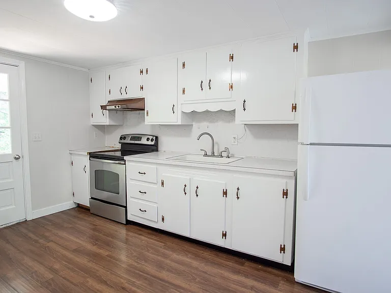 61 Orchard St — Photo 6