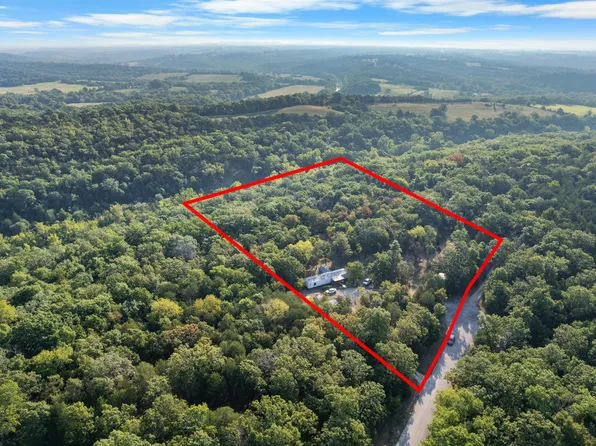 741 Jessi Road, Forsyth, MO 65653