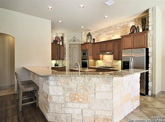 5th image of 9218 Cipriani Way