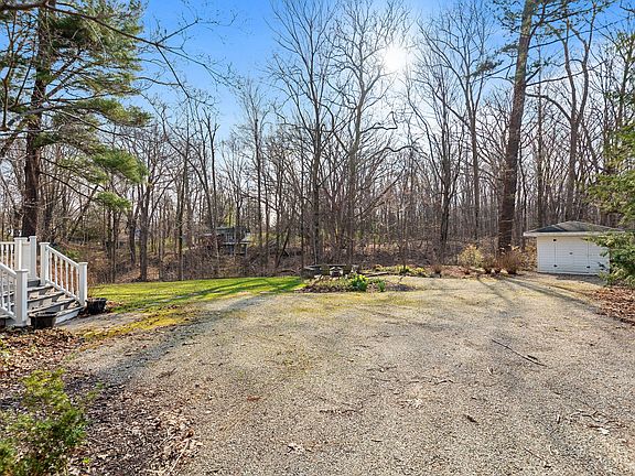 5th image of 14895 Lakeshore Rd