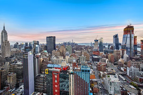 Rented by Douglas Elliman | media 23