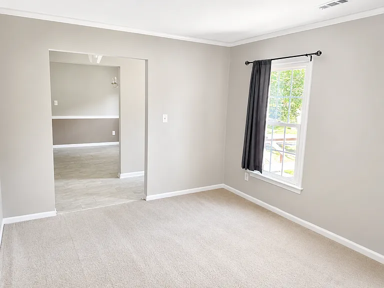1137 Chatmoss Dr — Photo 8