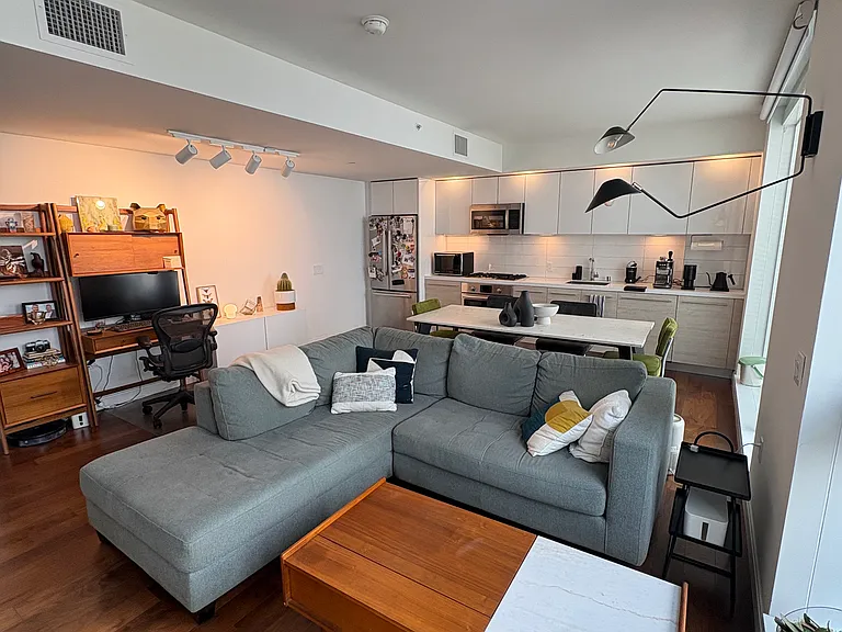 555 Fulton St #234 — Photo 8