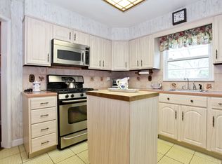 1 Hadden Rd, Scarsdale, NY 10583