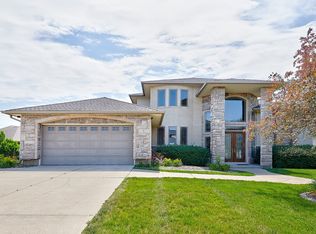 4315 162nd St, Urbandale, IA 50323