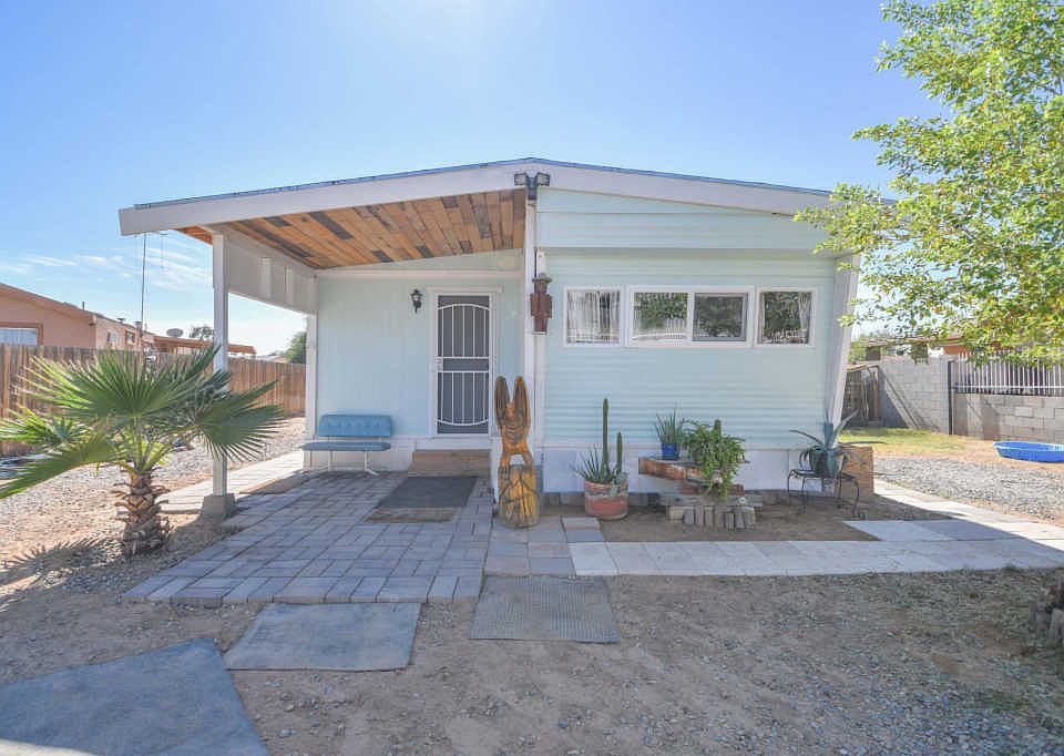 1st image of 19031 W Susan Ave