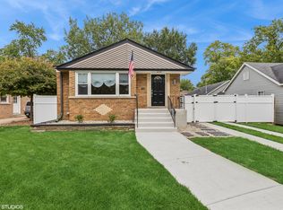9223 S Spaulding Ave, Evergreen Park, IL 60805