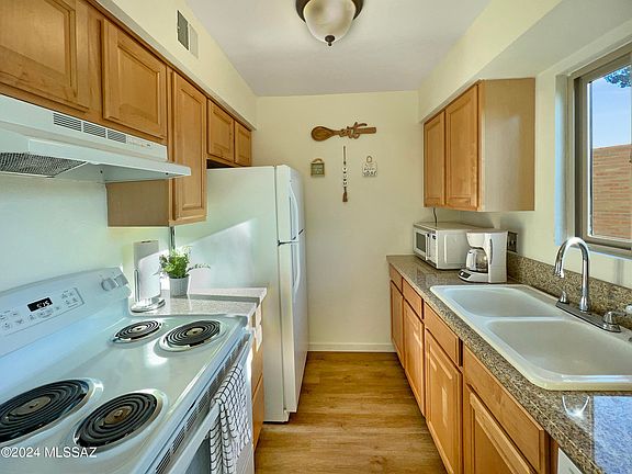 5th image of 6641 E Calle Alegria