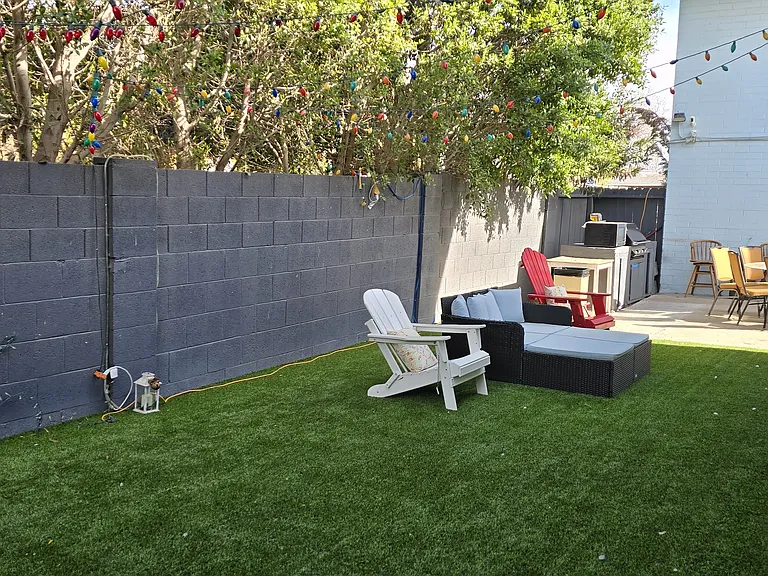 7146 N 57th Ave — Photo 14