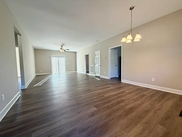 3 bed, 1400 sqft, $1,495 — Photo 2