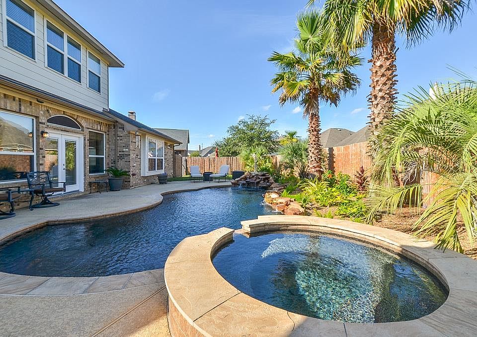 1st image of 25906 Primrose Springs Ct