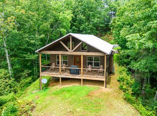 229 Whitetail Ridge Dr, Almond, NC 28702