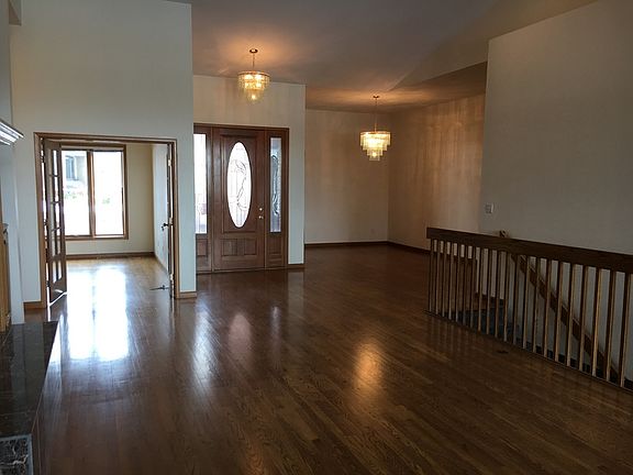 3rd image of 2911 Dover Dr