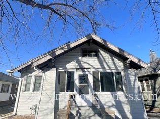 2426 Whitmore St, Omaha, NE 68112