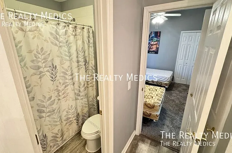 4802 Cumbrian Lakes Dr — Photo 45