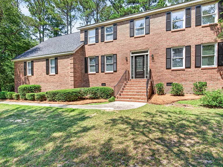 2027 Riding Ridge Rd — Photo 55