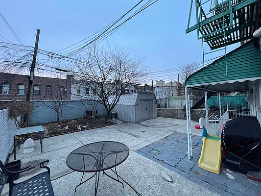 Rented by Highline Residential | media 19