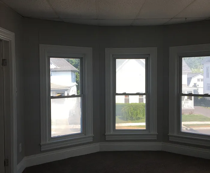 306 Flower Ave E — Photo 29