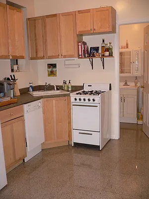 Rented by Jason Rosenberg, LREB | media 25