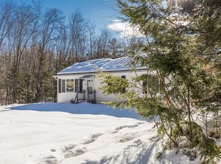 8 Hedgebog Mountain Rd, Naples, ME 04055