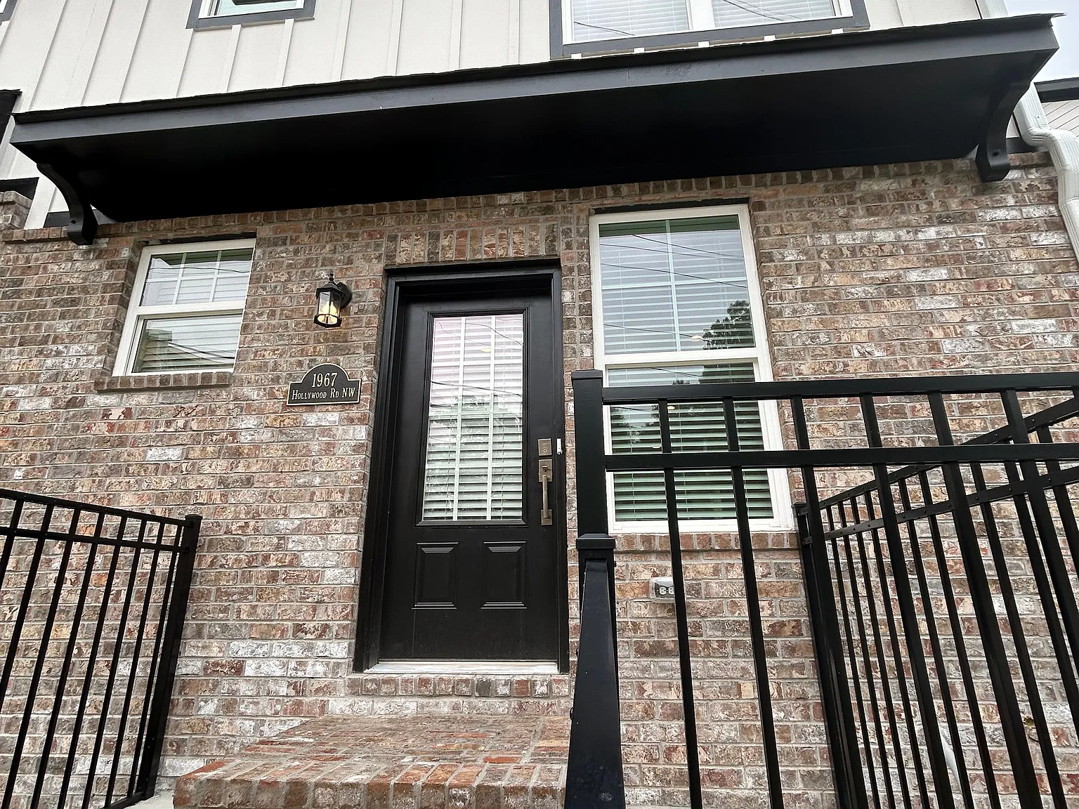 3 bed, 3.5 bath, 1998 sqft, $2,750 — Photo 2