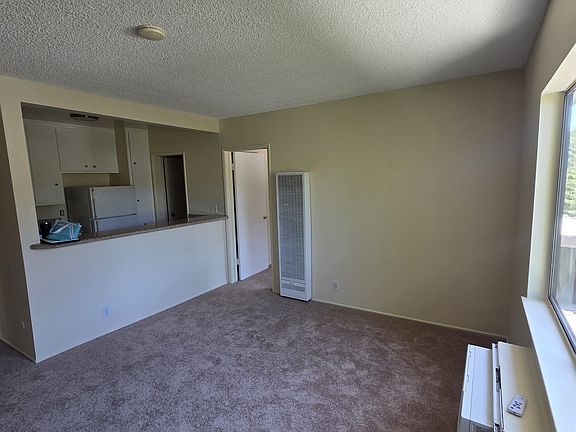 4th image of 1029 Magnolia St APT D