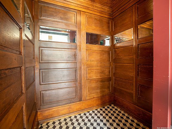 2nd image of 221 Lexington Ave #317