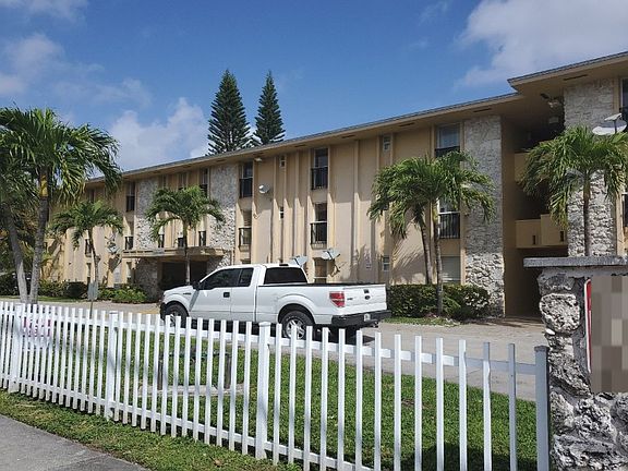 2nd image of 241 S Royal Poinciana Blvd APT 314