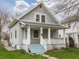 1108 C Ave NW, Cedar Rapids, IA 52405