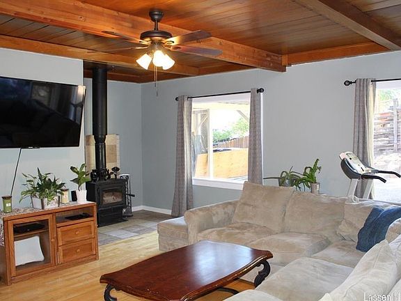 3rd image of 355 N Pine St