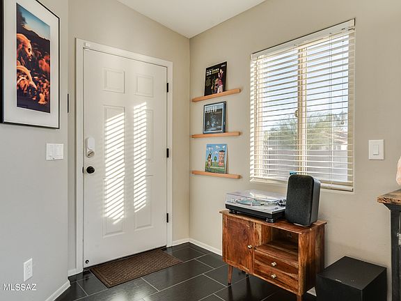2nd image of 6031 N Panorama Park Dr