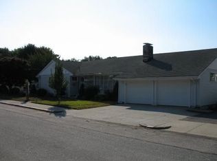 62 Oakwood Ave, Providence, RI 02909