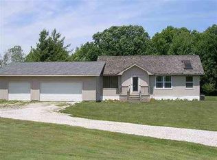 8296 W Potter Rd, Flushing, MI 48433