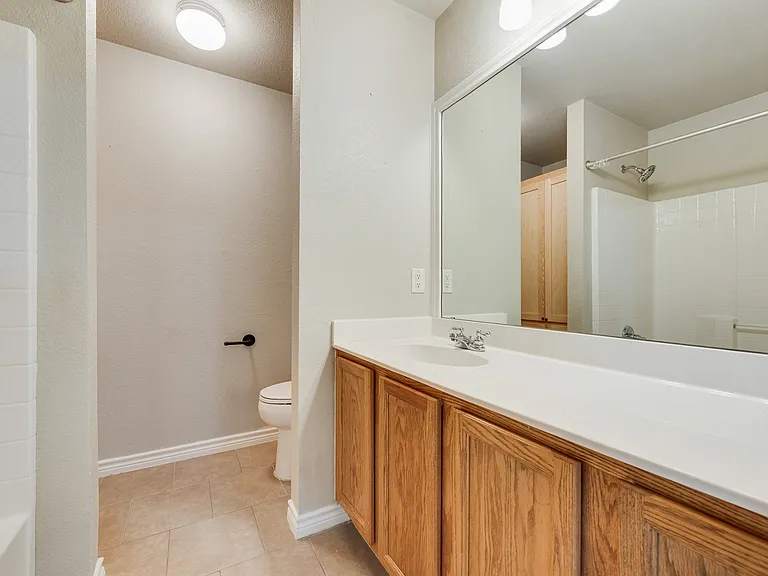 9005 Stewart St — Photo 12