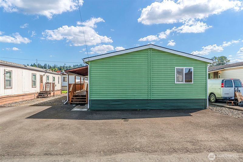 3rd image of 1006 S 12th Avenue