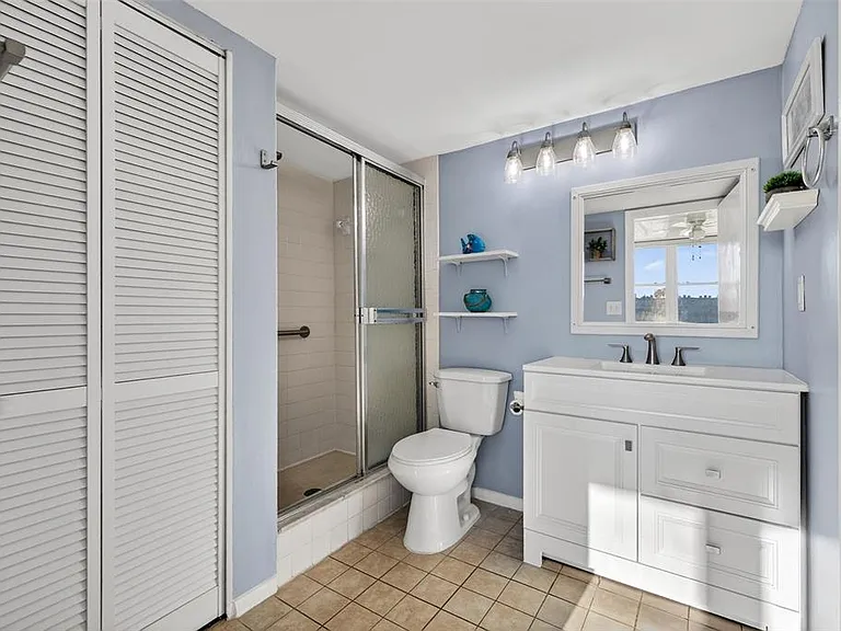 7625 Sun Island Dr S #207 — Photo 17