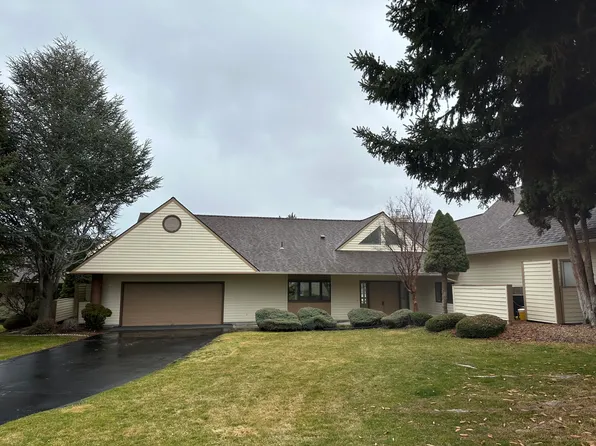 9312 Saint Andrews Cir, Klamath Falls, OR 97603