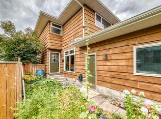 6739 S Coach Hill Rd SW, Calgary, AB T3H1B7