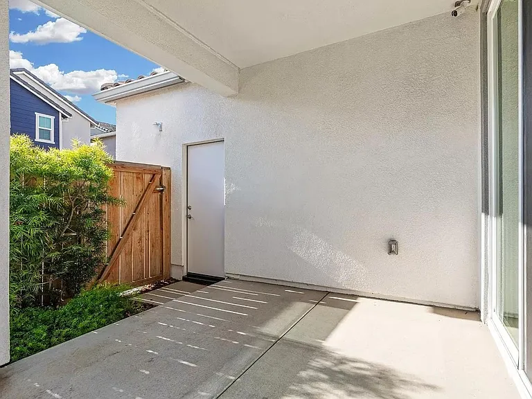 8250 Joecy Way — Photo 37